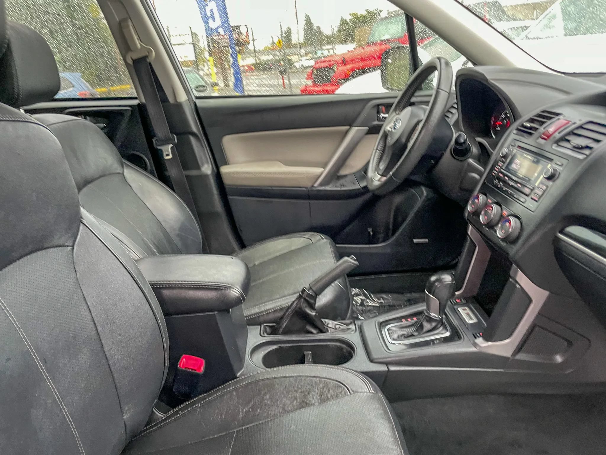 Used 2015 Subaru Forester 2.5i Touring AWD/4WD image 37