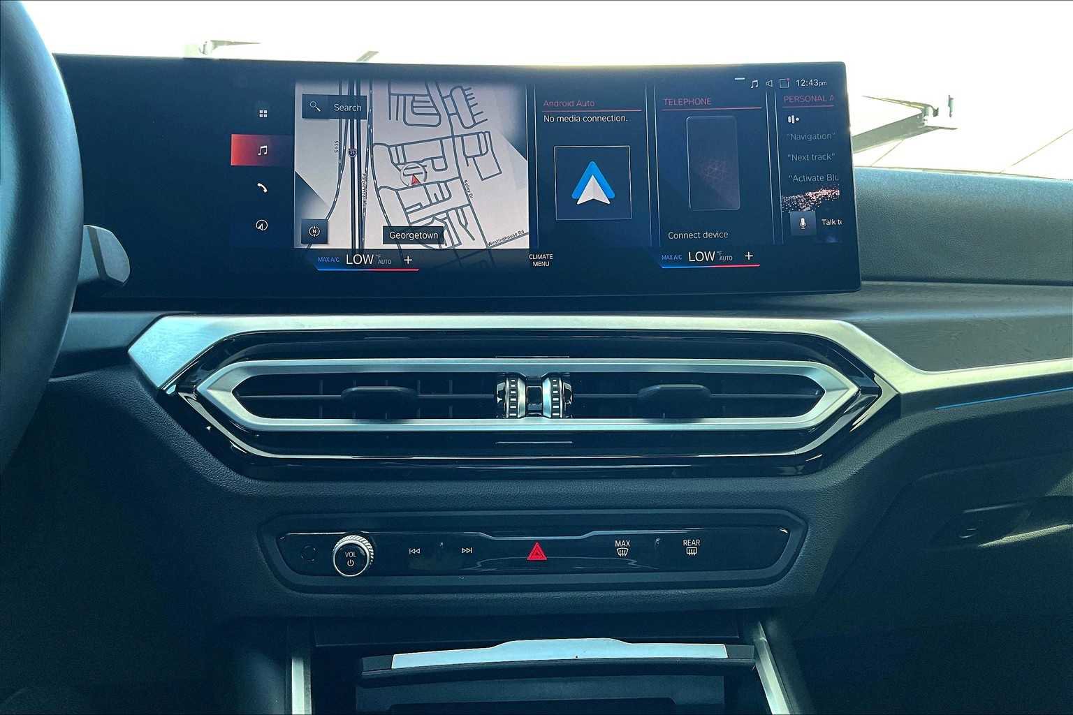 Used 2023 BMW 330e xDrive w/ Premium Package image 33