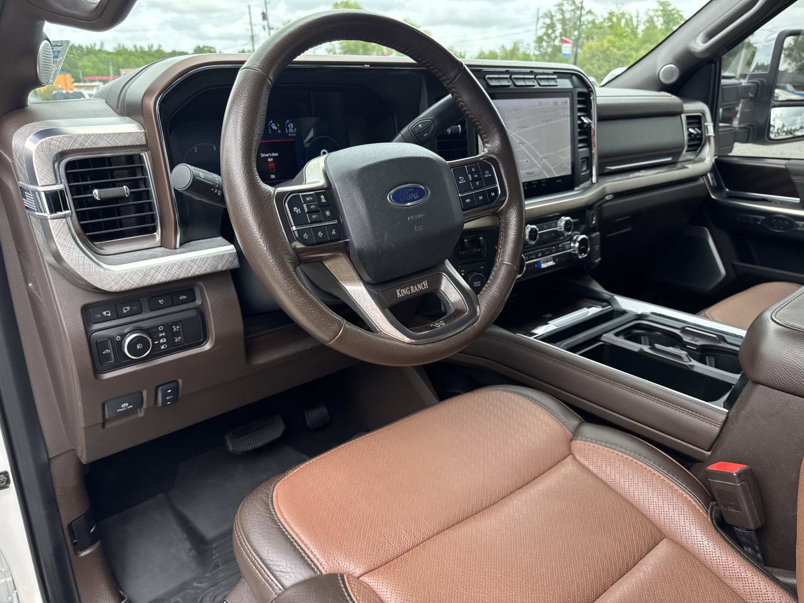 Used 2024 Ford F250 King Ranch w/ Chrome Package AWD/4WD image 18