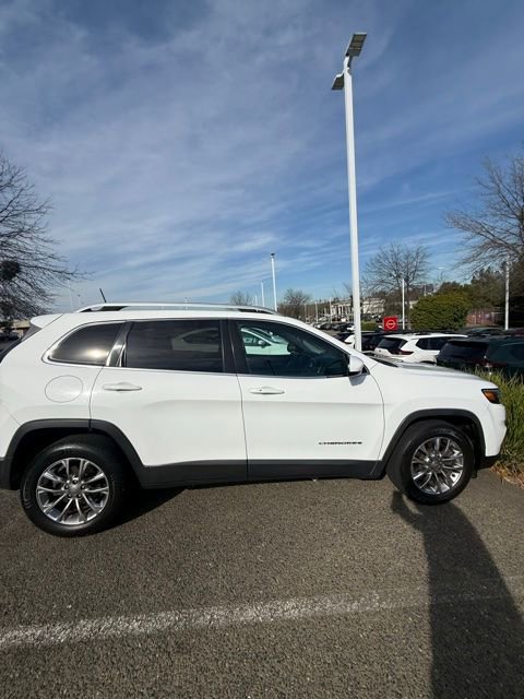 Used 2019 Jeep Cherokee Latitude Plus image 6