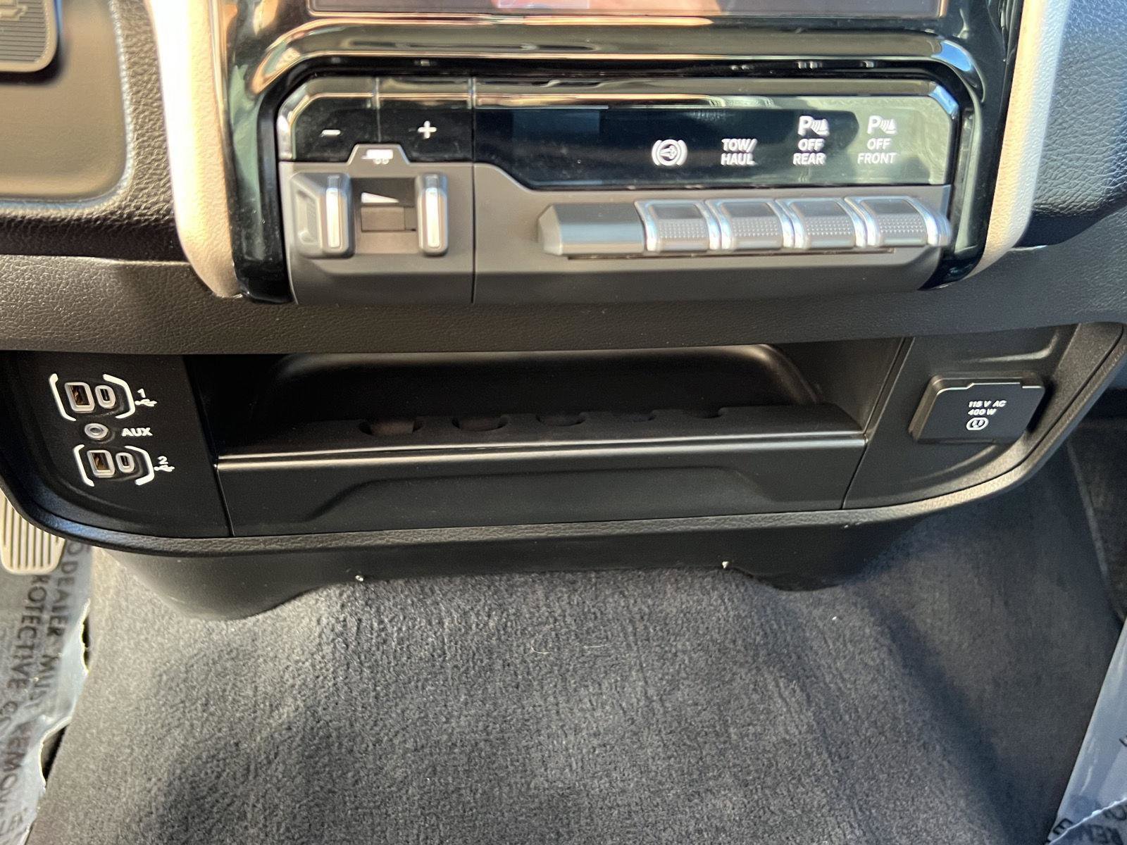 Used 2024 RAM 2500 Laramie w/ Safety Group image 36
