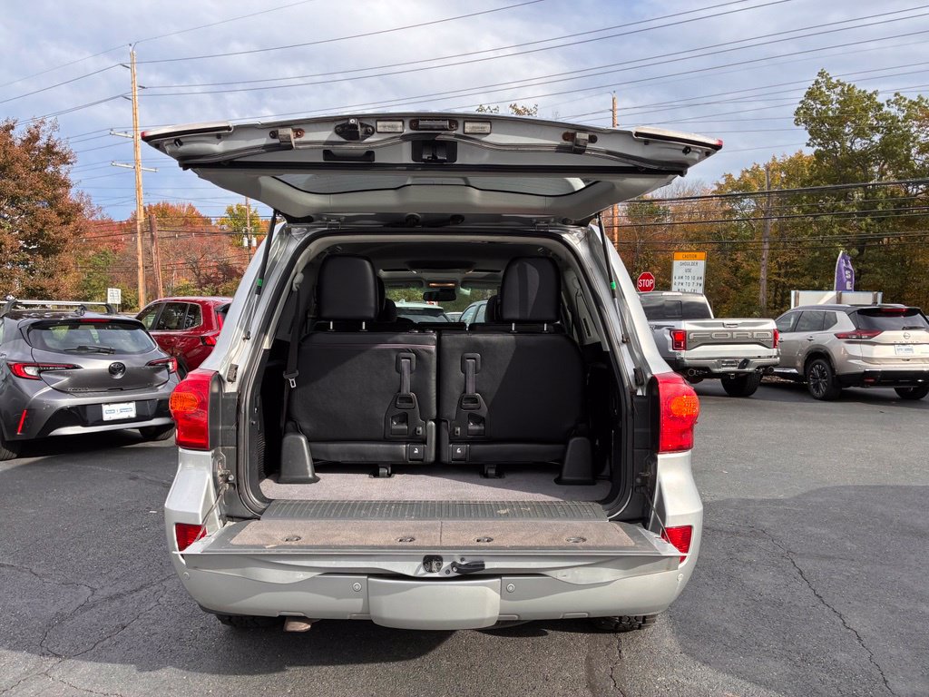 Used 2013 Toyota Land Cruiser AWD/4WD image 12