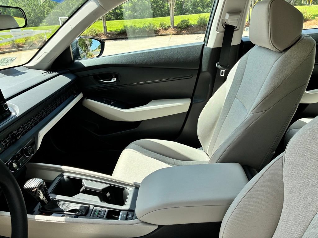 Used 2025 Honda Accord LX image 16