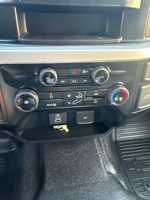 New 2027 Ford F550 4x4 Supercab Super Duty w/ XL Chrome Package image 24