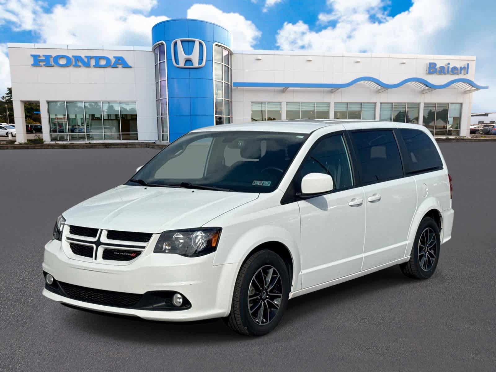 Used 2019 Dodge Grand Caravan GT FWD image 1