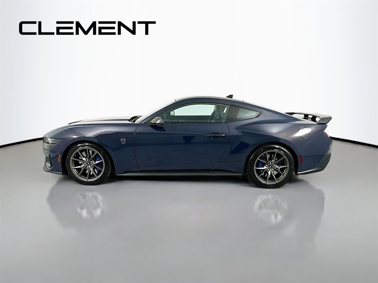 Used 2025 Ford Mustang Dark Horse image 4