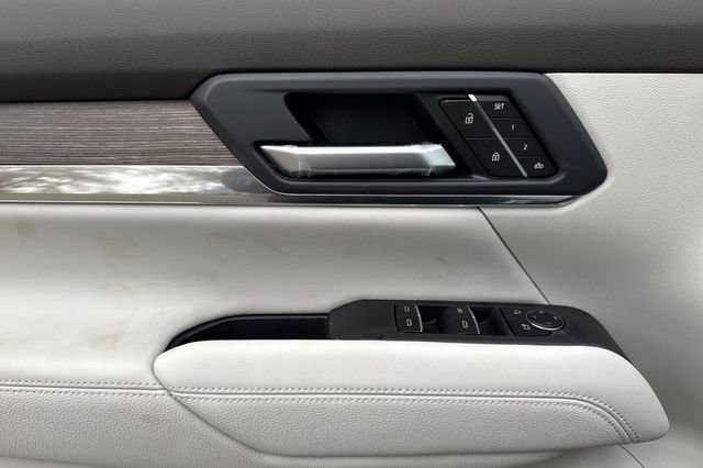 New 2026 GMC Terrain Denali w/ LPO, Floor Liner Package image 11