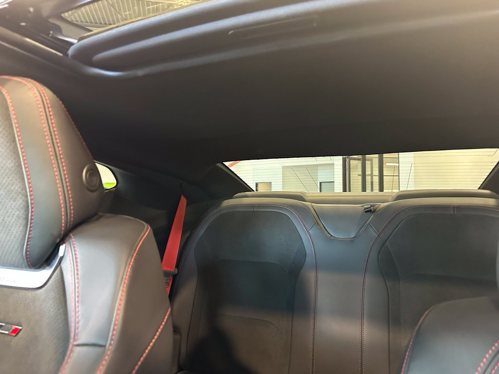Used 2022 Chevrolet Camaro ZL1 RWD image 18