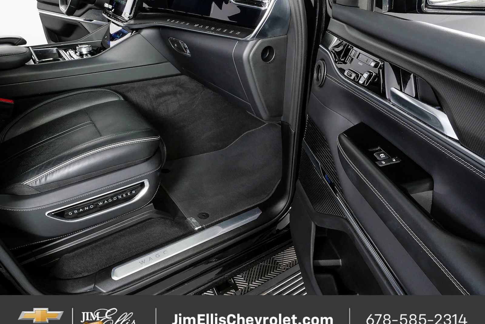 Used 2024 Jeep Grand Wagoneer L Series II w/ Quick Order Packagew 28T AWD/4WD image 25