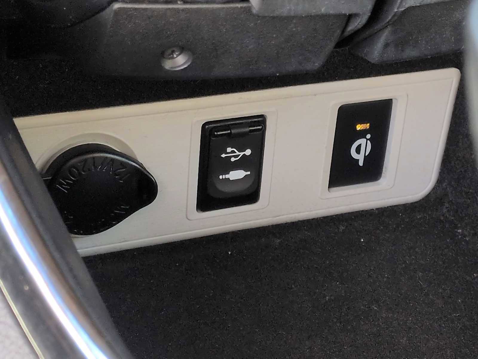 Used 2016 Toyota Avalon Touring image 33