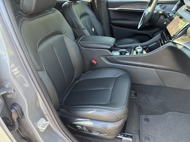 New 2027 Jeep Grand Cherokee Limited AWD/4WD image 12