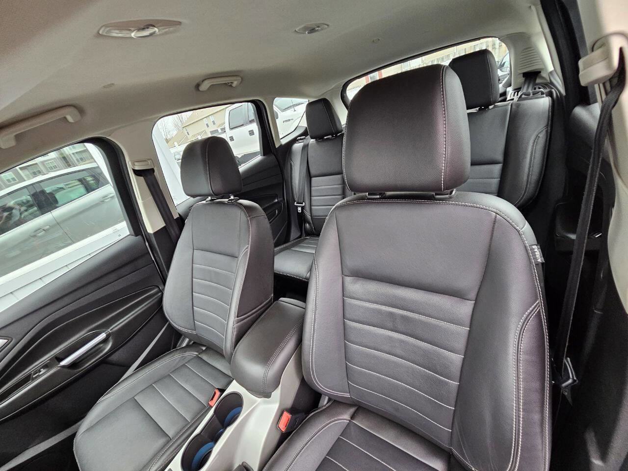 Used 2014 Ford C-MAX SEL w/ Equipment Group 301A image 14