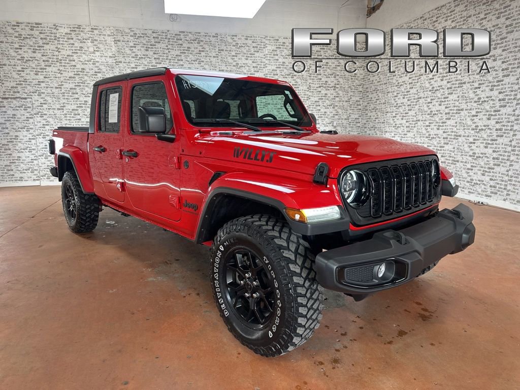 Used 2024 Jeep Gladiator Sport AWD/4WD image 1