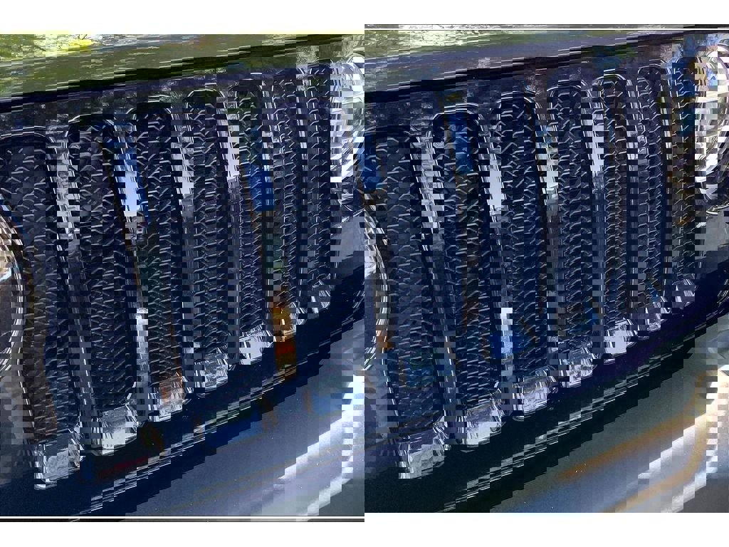 Used 2022 Jeep Wrangler Willys image 29