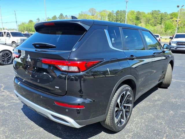 Used 2024 Mitsubishi Outlander SE image 26