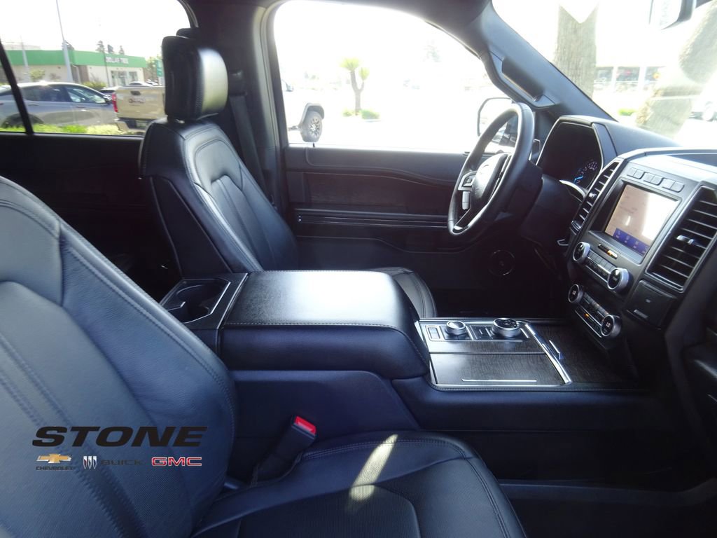 Used 2020 Ford Expedition Limited w/ Equipment Group 302A image 16