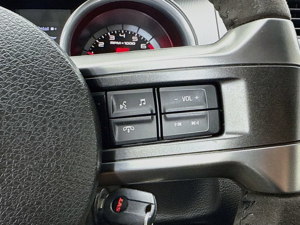 Used 2013 Ford Mustang Shelby GT500 RWD image 12