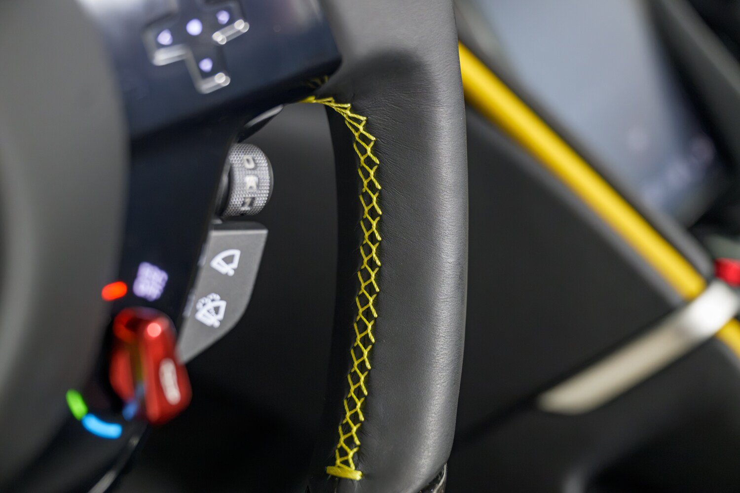 Used 2025 Ferrari Roma Spider RWD image 47