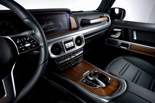 Used 2024 Mercedes-Benz G 550 image 28