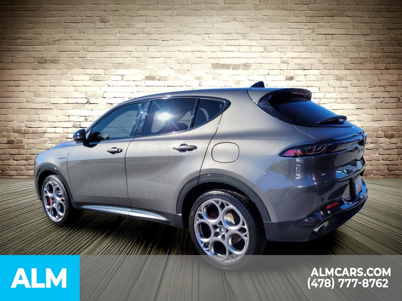 Used 2024 Alfa Romeo Tonale Veloce AWD/4WD image 9