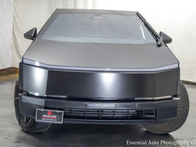 Used 2024 Tesla Cybertruck AWD Crew Cab image 6