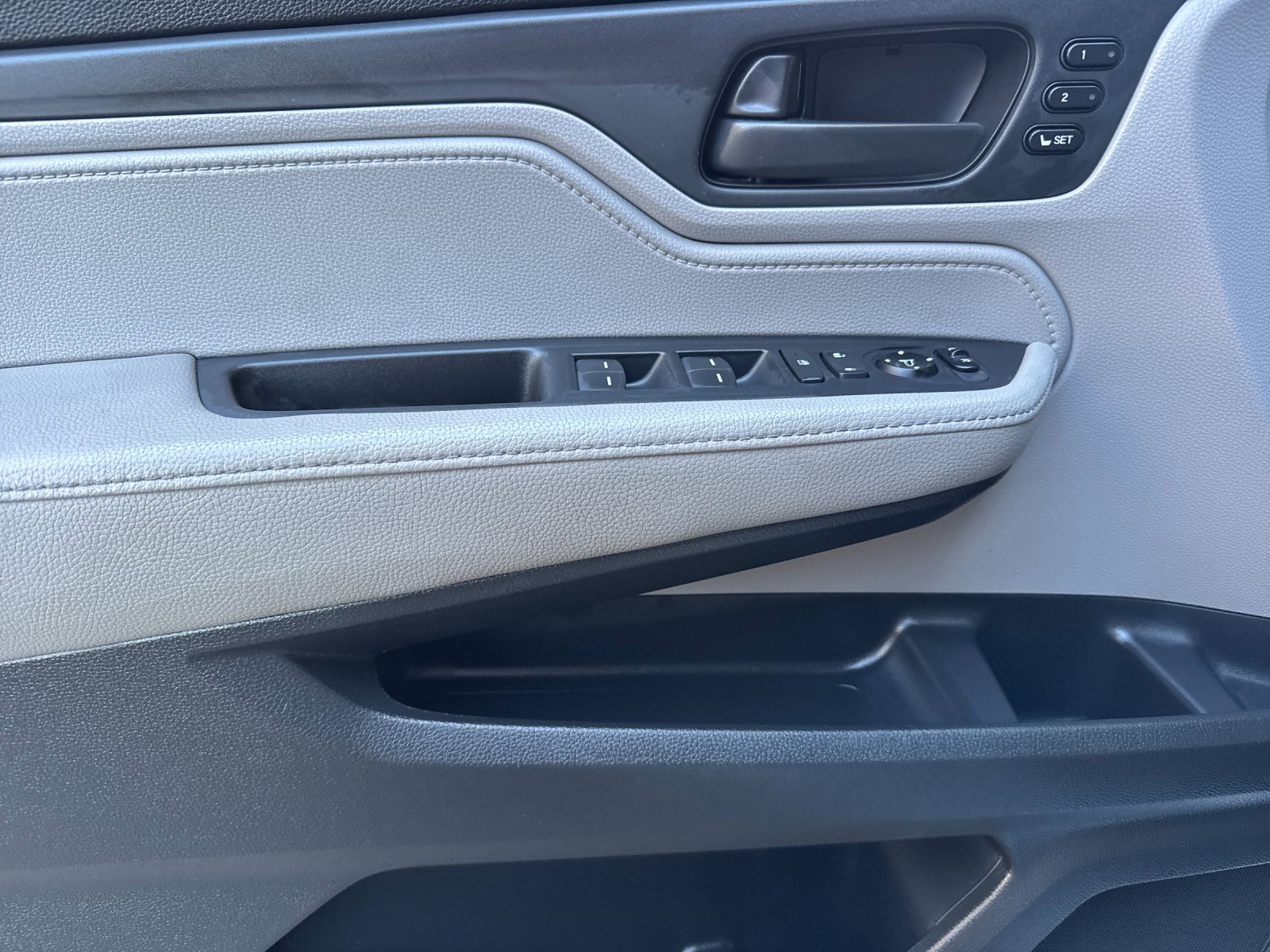 Used 2019 Honda Odyssey EX-L image 11