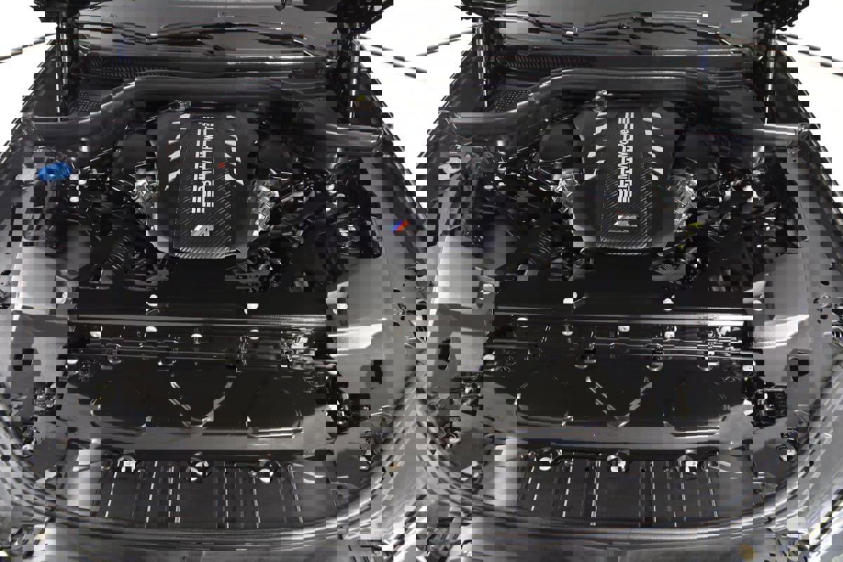 Used 2021 BMW X5 M w/ Executive Package image 72