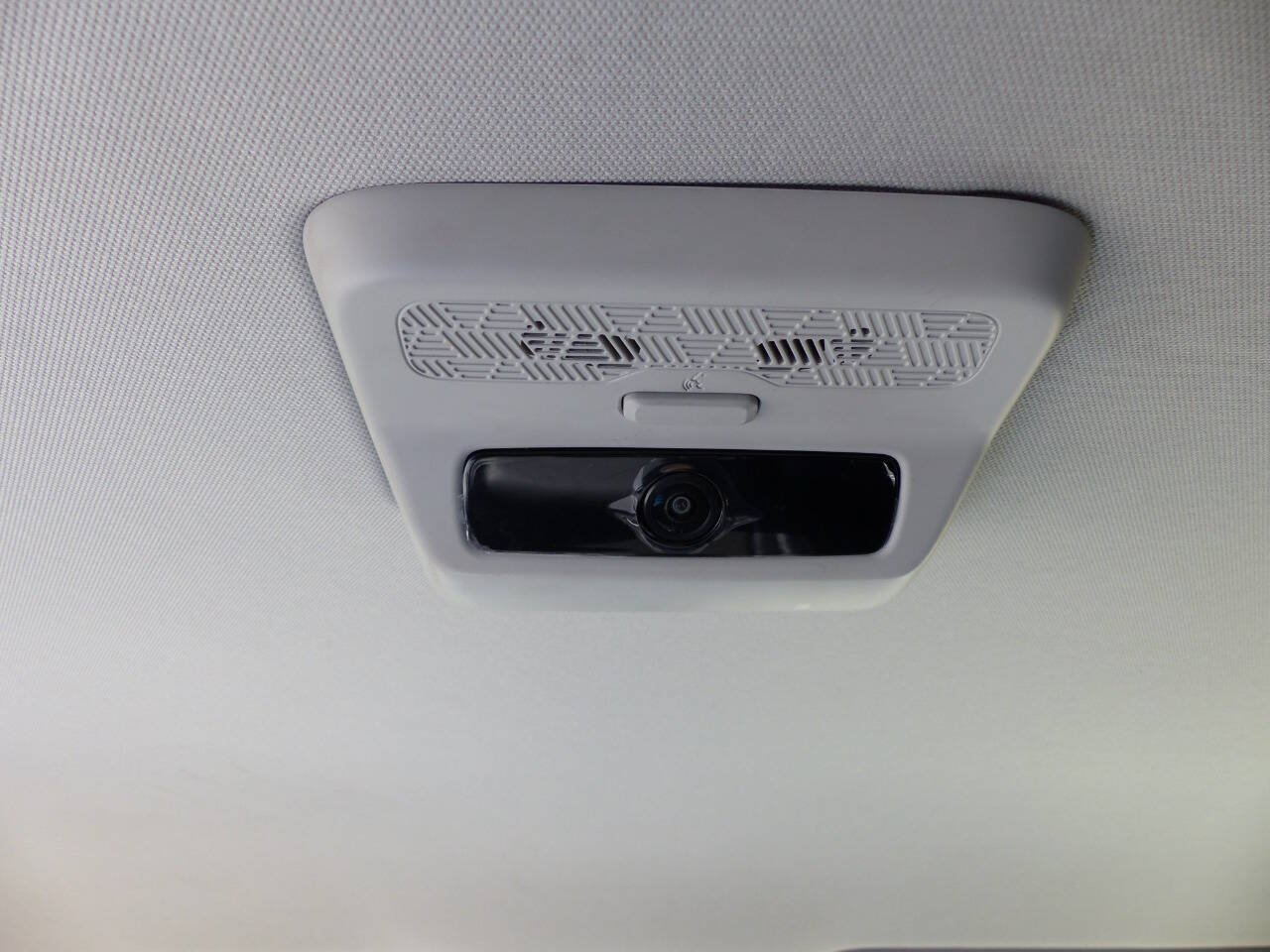 Used 2025 Kia Carnival EX FWD image 55