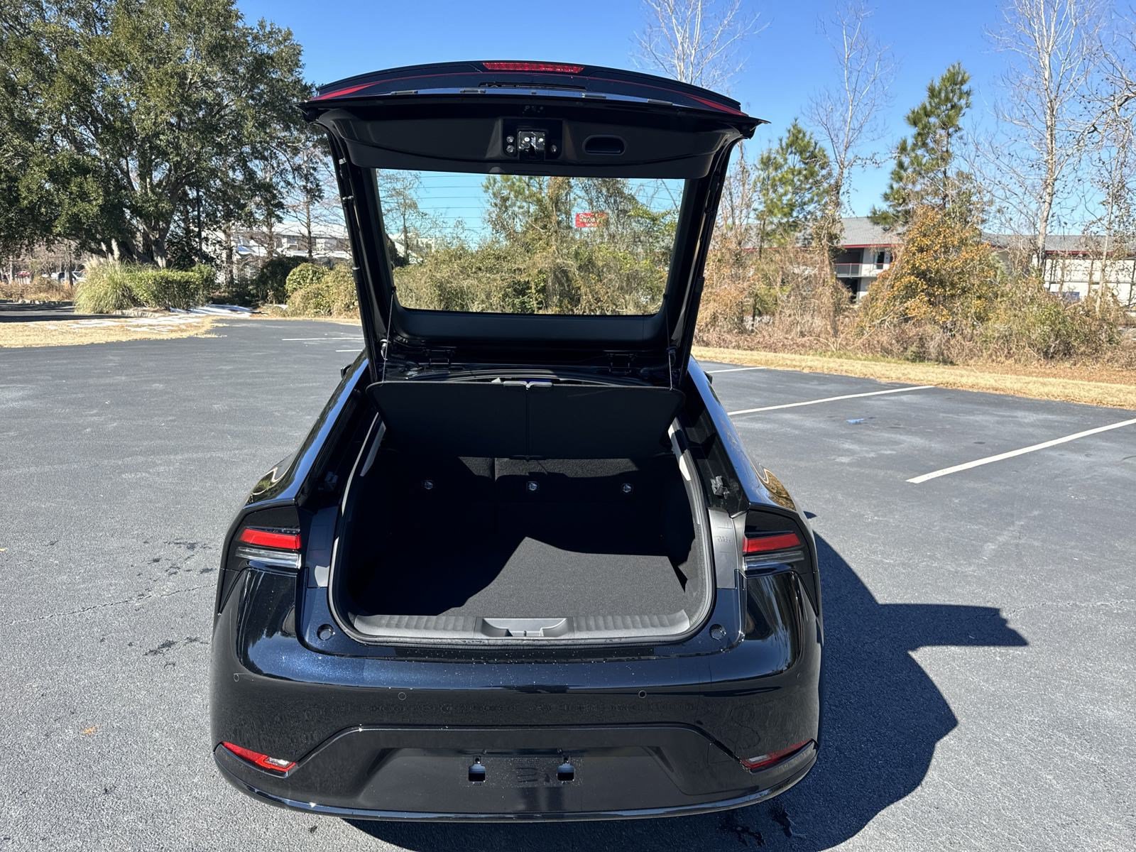 New 2024 Toyota Prius XLE FWD image 36