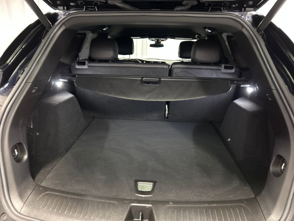 Used 2022 Cadillac XT5 Luxury w/ LPO, ONYX Package image 24