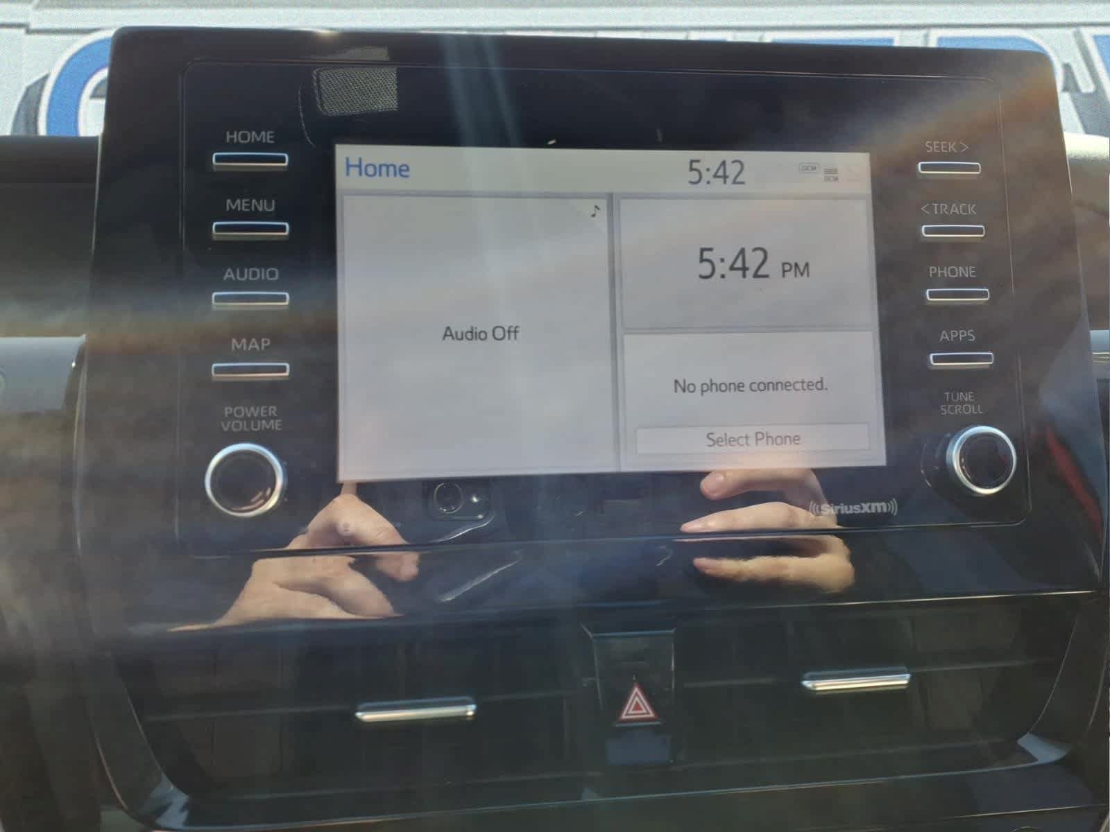Used 2023 Toyota Camry SE FWD image 19