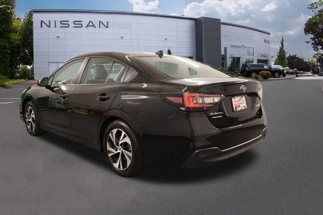 Used 2025 Subaru Legacy Premium image 4