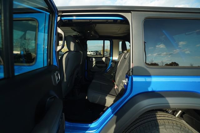 New 2026 Jeep Wrangler Unlimited Sport AWD/4WD image 15