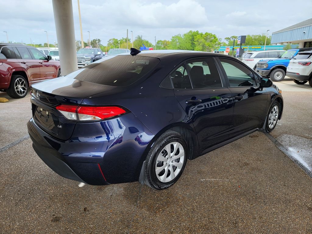 Used 2025 Toyota Corolla LE FWD image 6