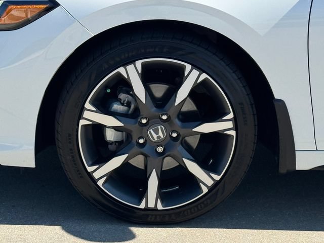 Certified 2025 Honda Civic Sport Touring image 5