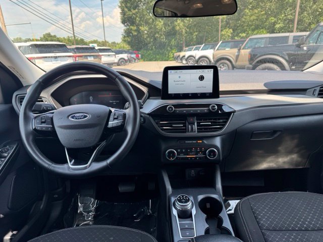 Used 2024 Ford Escape Active AWD/4WD image 17
