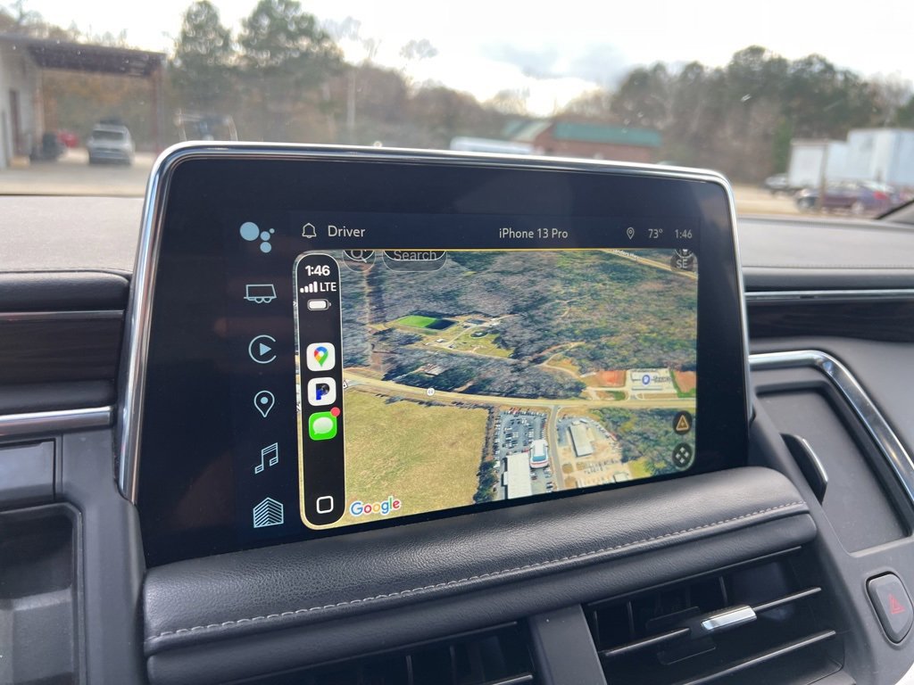 Used 2023 Chevrolet Suburban LT w/ Luxury Package image 3