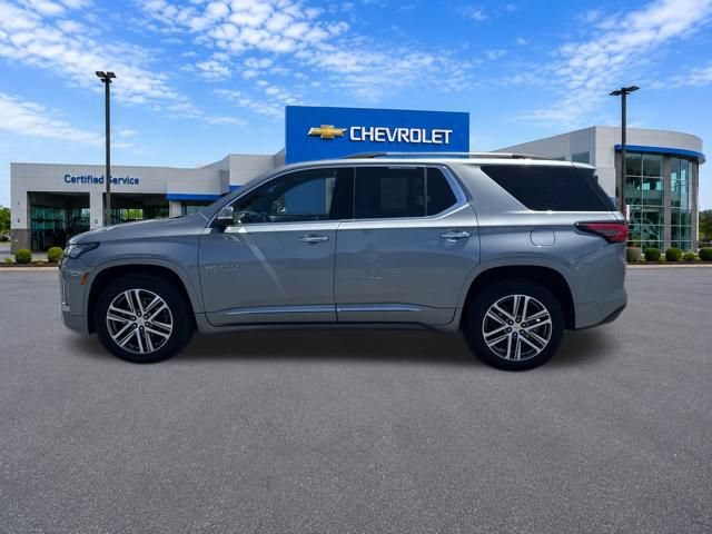 Used 2024 Chevrolet Traverse High Country w/ LPO, Floor Liner Package AWD/4WD image 4
