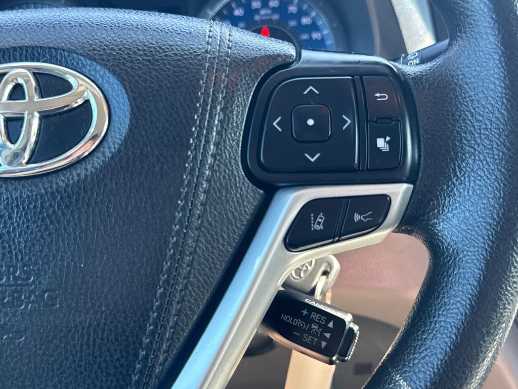 Used 2018 Toyota Sienna LE AWD/4WD image 21