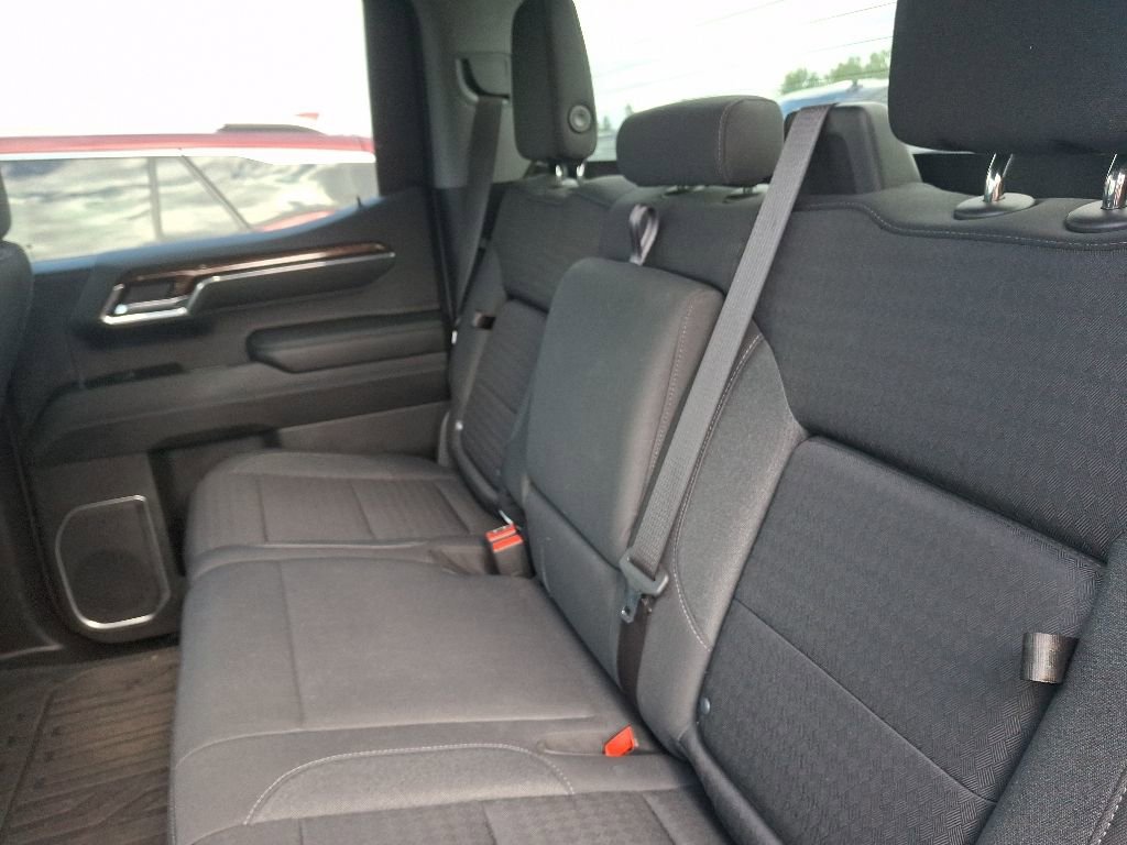Used 2023 GMC Sierra 1500 Elevation w/ LPO, Elevation Black Package AWD/4WD image 13
