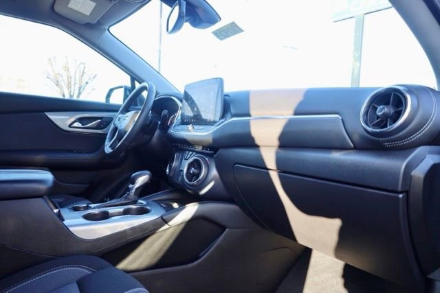 Used 2023 Chevrolet Blazer LT w/ Convenience Package image 35