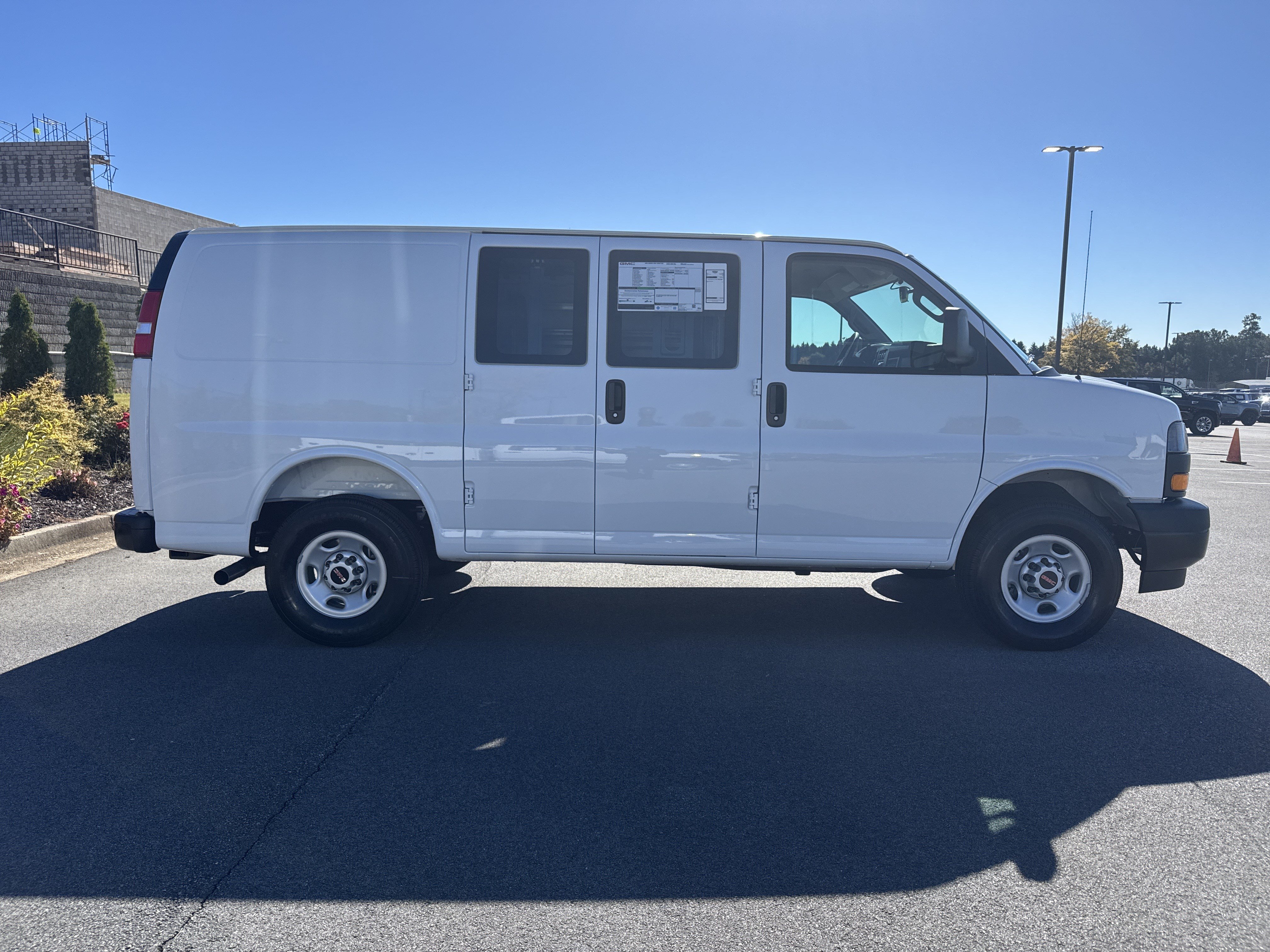 New 2025 GMC Savana 2500 w/ Driver Convenience Package RWD image 11