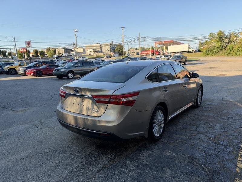 Used 2015 Toyota Avalon XLE Touring FWD image 5