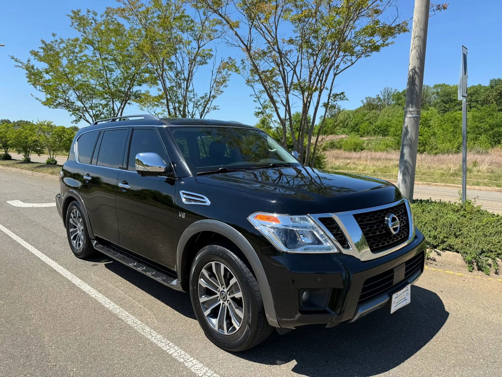 Used 2019 Nissan Armada SL w/ Premium Package AWD/4WD image 5