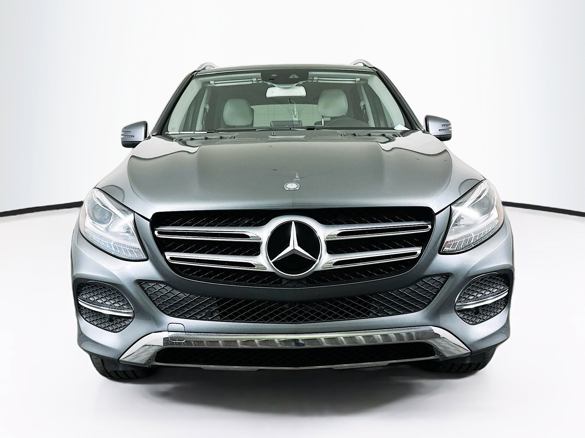 Used 2017 Mercedes-Benz GLE 350 4MATIC image 2