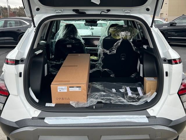 New 2026 Hyundai Kona SEL Premium image 8