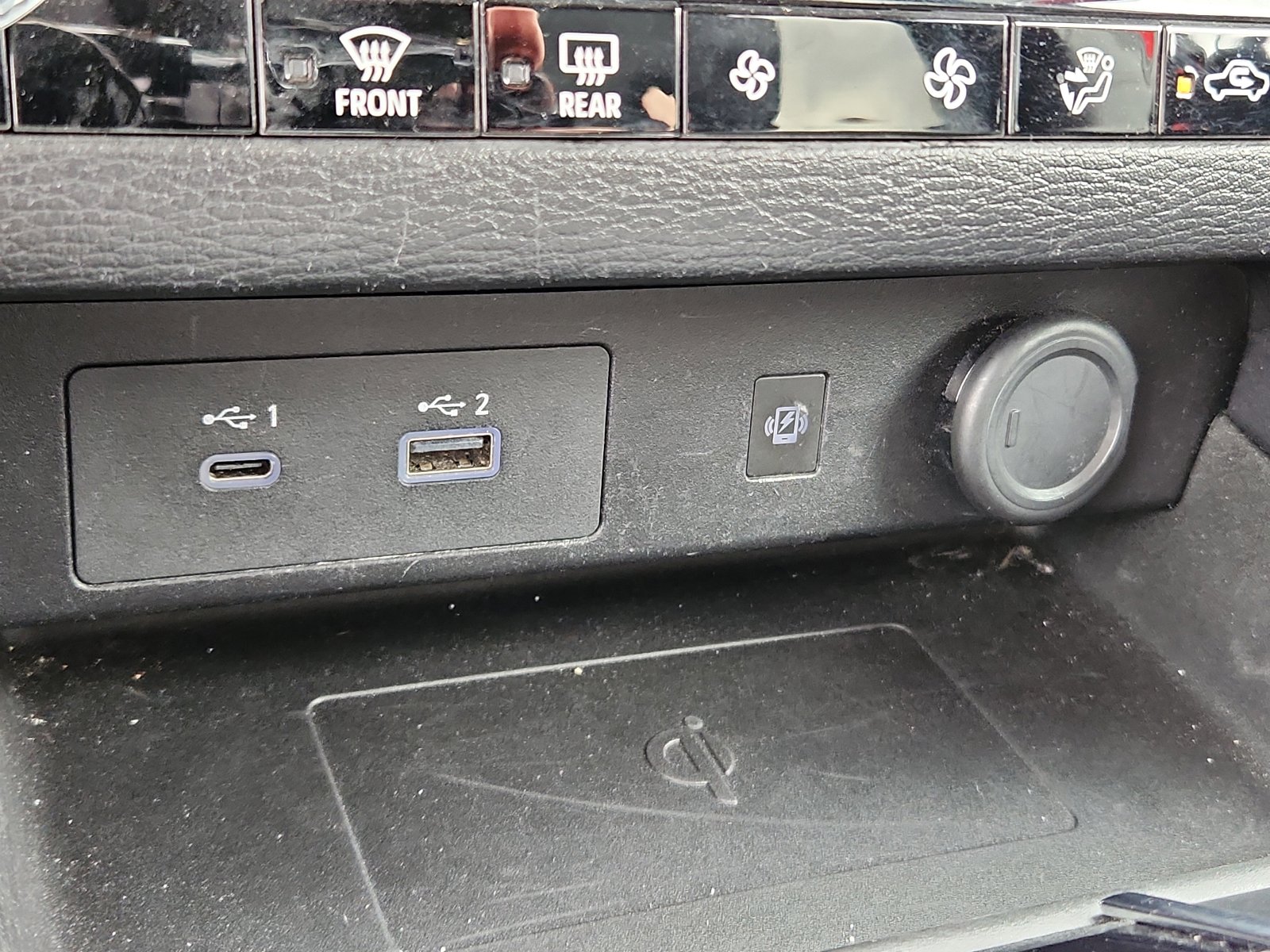 Used 2024 Mitsubishi Outlander SE image 19