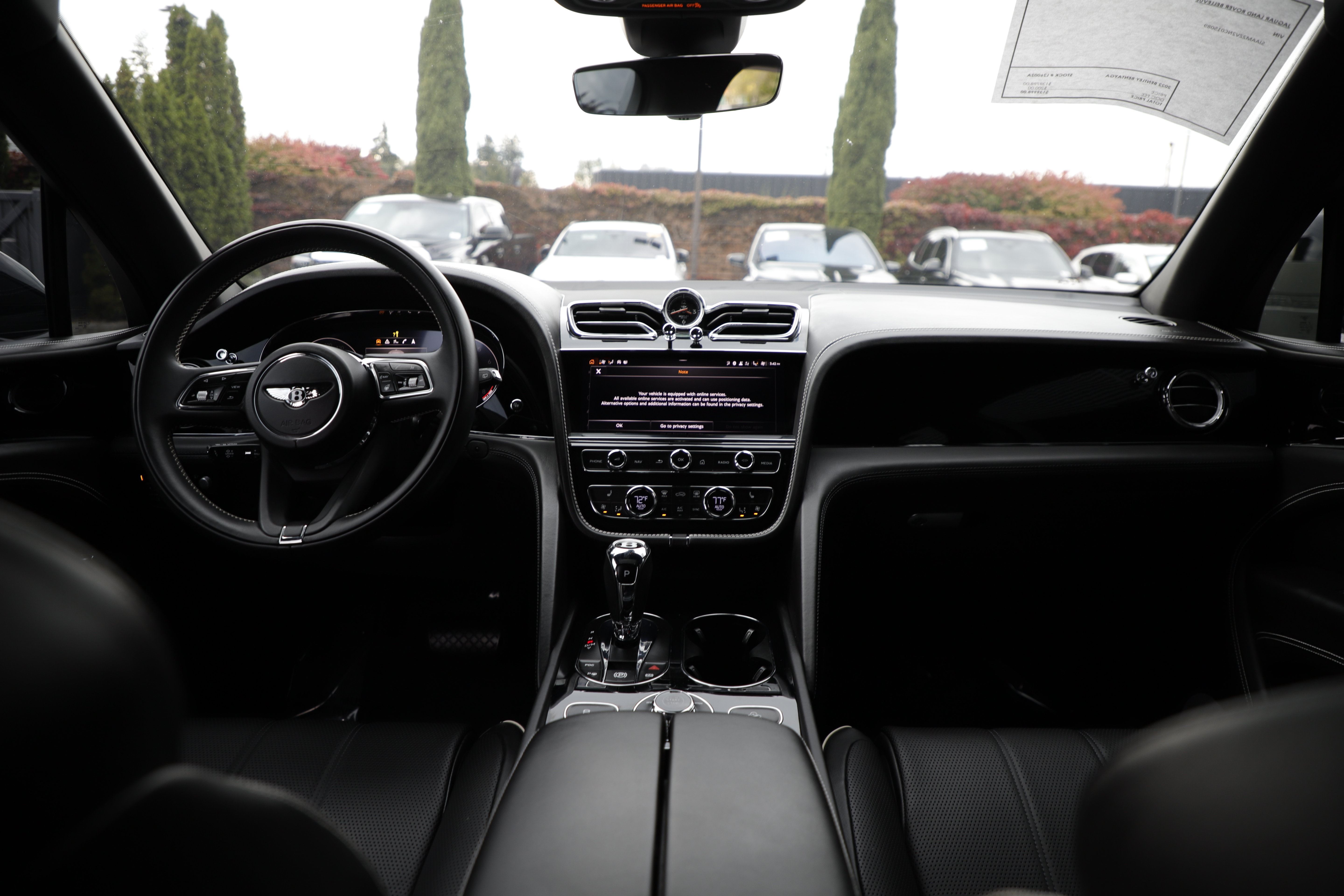 Used 2022 Bentley Bentayga AWD/4WD image 13