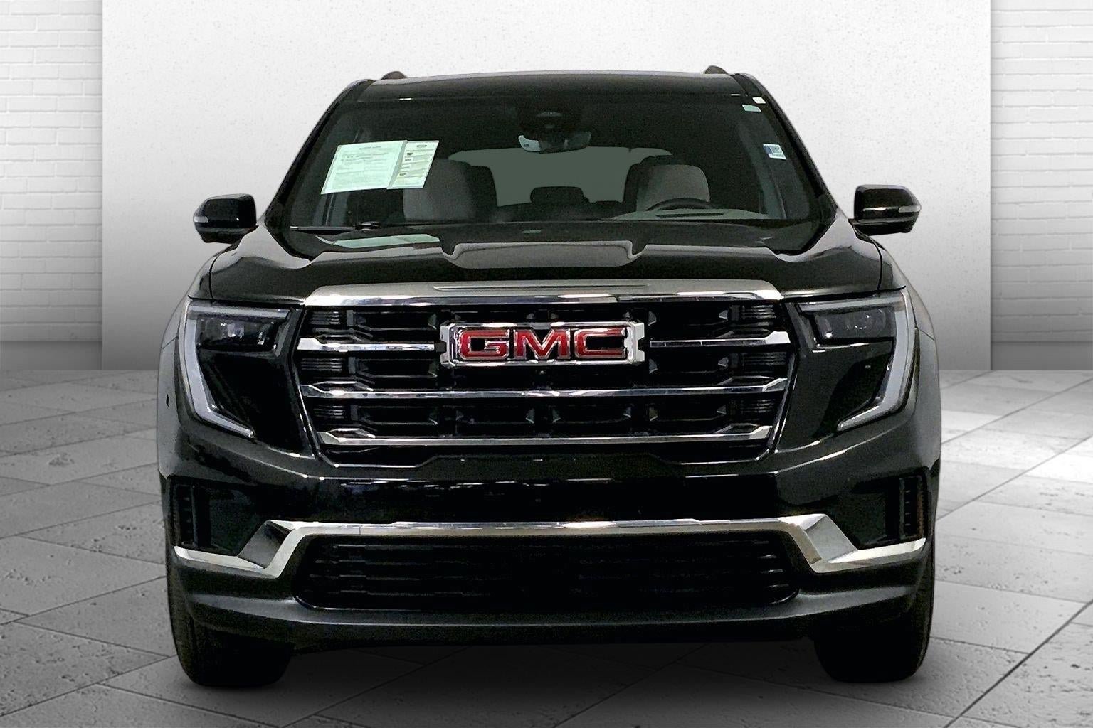 Used 2026 GMC Acadia Elevation FWD image 2
