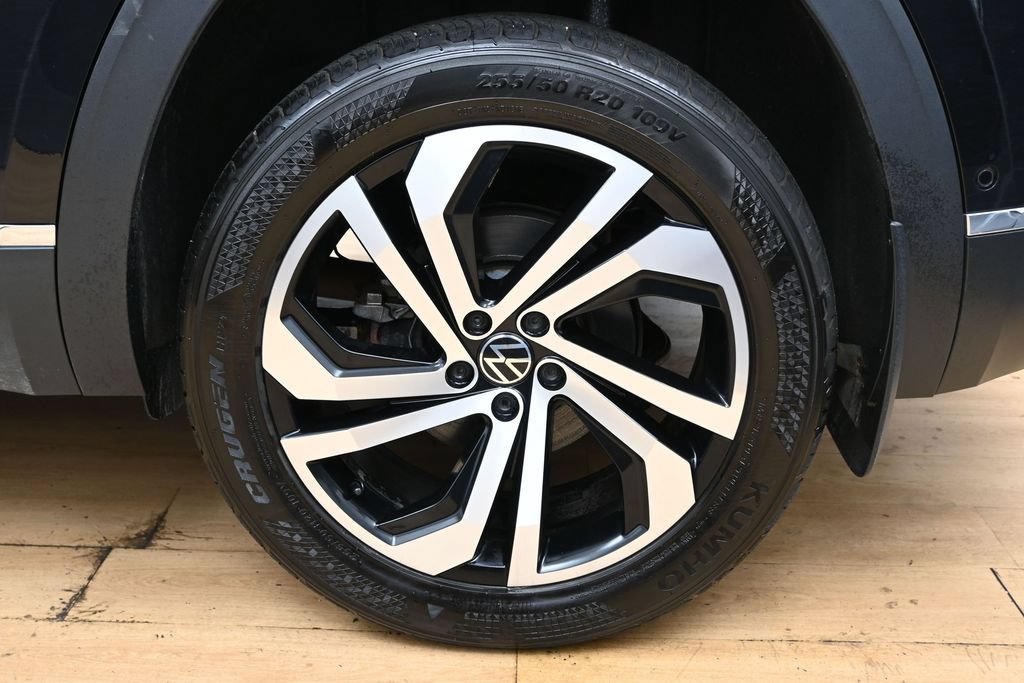 Used 2021 Volkswagen Atlas Cross Sport SEL Premium AWD/4WD image 13